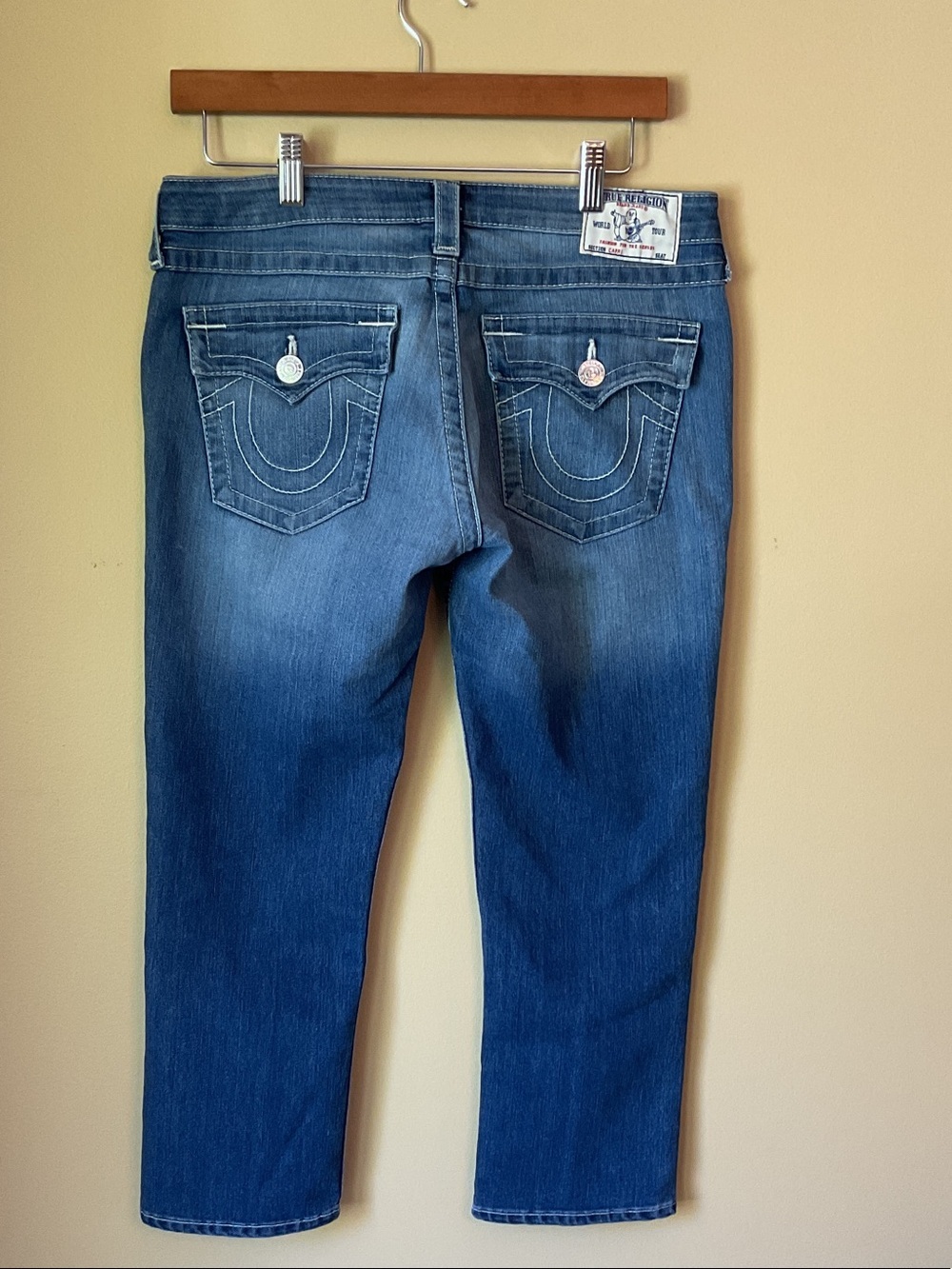 True Religion Women's Cropped Rolled Capri Low Rise Jeans Size 29